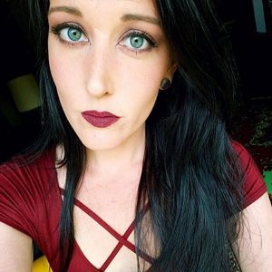 Meet your Posher, Brittney